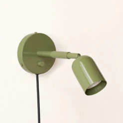 Spot Plug-In Surface Mount With Stem -Home Lighting Shop 1050273