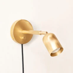 Spot Plug-In Surface Mount With Stem -Home Lighting Shop 1050275