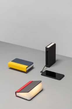 Mini+ Book Light And Phone Charger -Home Lighting Shop 42A0182 Editar SCREEN add