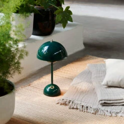 Flowerpot VP9 Portable Table Lamp -Home Lighting Shop AT vp9 ad2