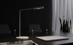 Flo Desk Lamp 18 Flo Desk Lamp -Home Lighting Shop lumina flo desk img01