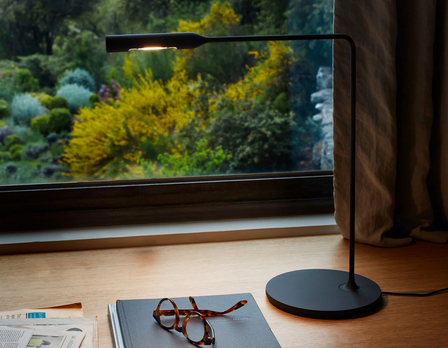 Flo Desk Lamp 4 Flo Desk Lamp - Image 2