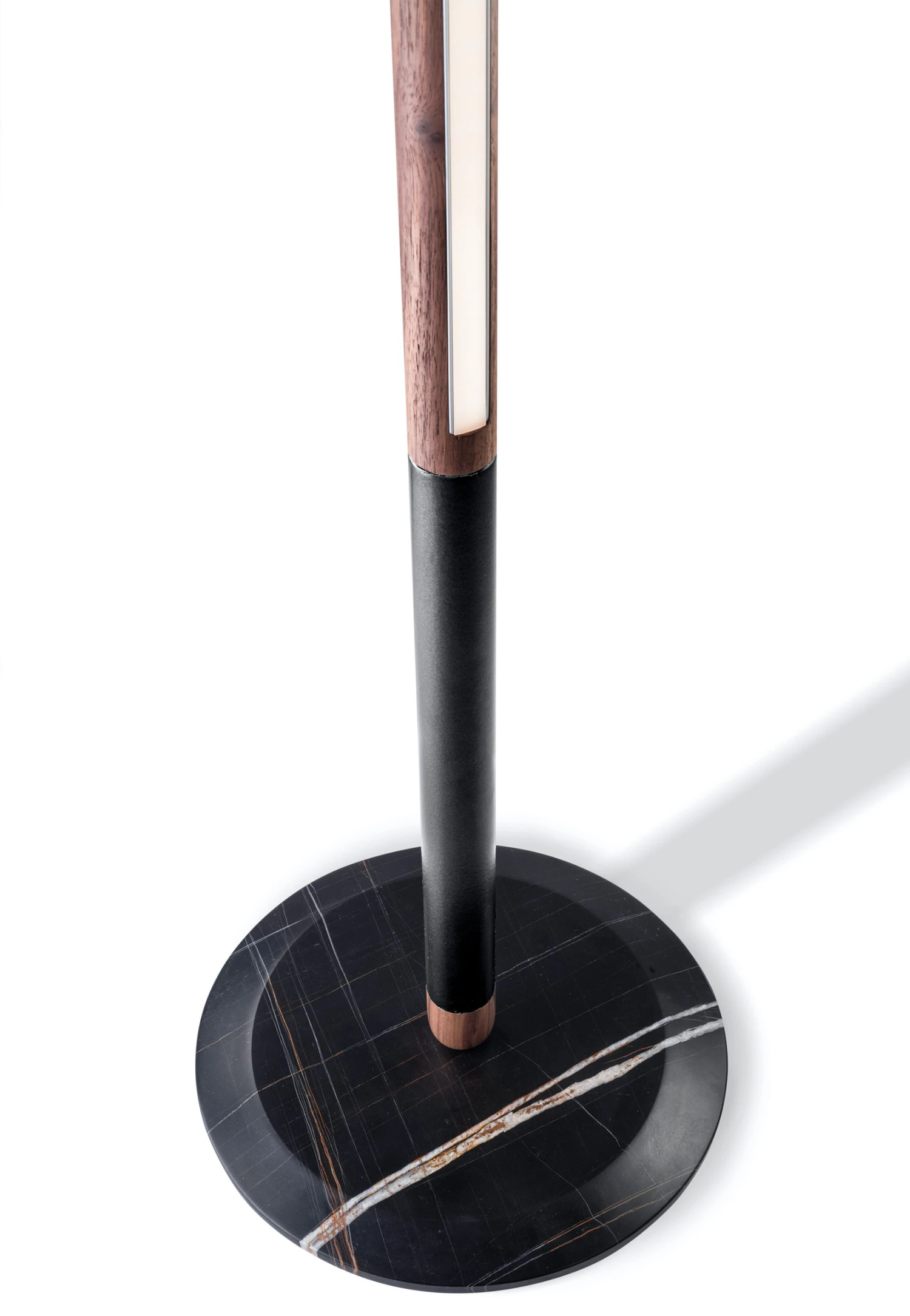 Linea Uno Floor Lamp 8 Linea Uno Floor Lamp - Image 6