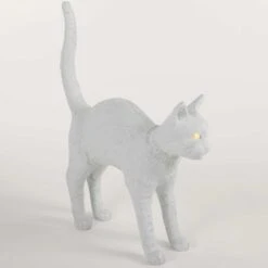 Seletti Jobby The Cat Portable Lamp -Home Lighting Shop sel 15040 angle lit