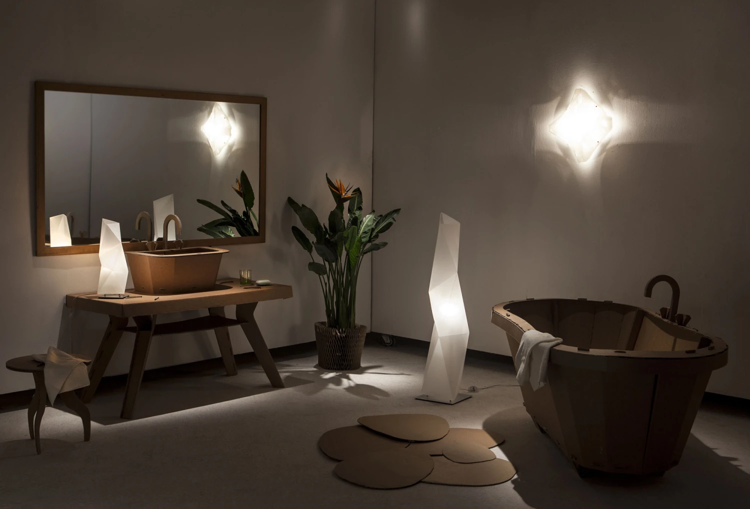 Diamond Table Lamp 4 Diamond Table Lamp - Image 2